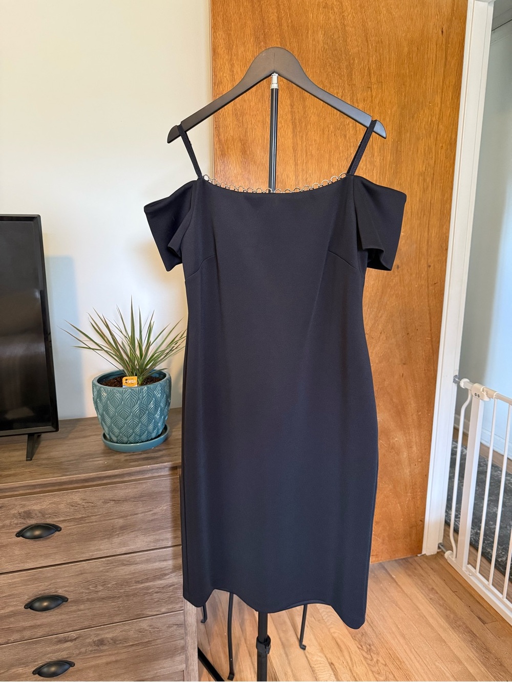 Calvin Klein Black One-Shoulder Cocktail Dress
